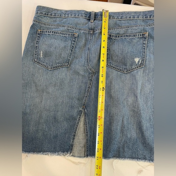 Old‎ Navy Blue Denim Jean Skirt 16 with Frayed Raw Hem Distressed Western Rodeo - Picture 4 of 5